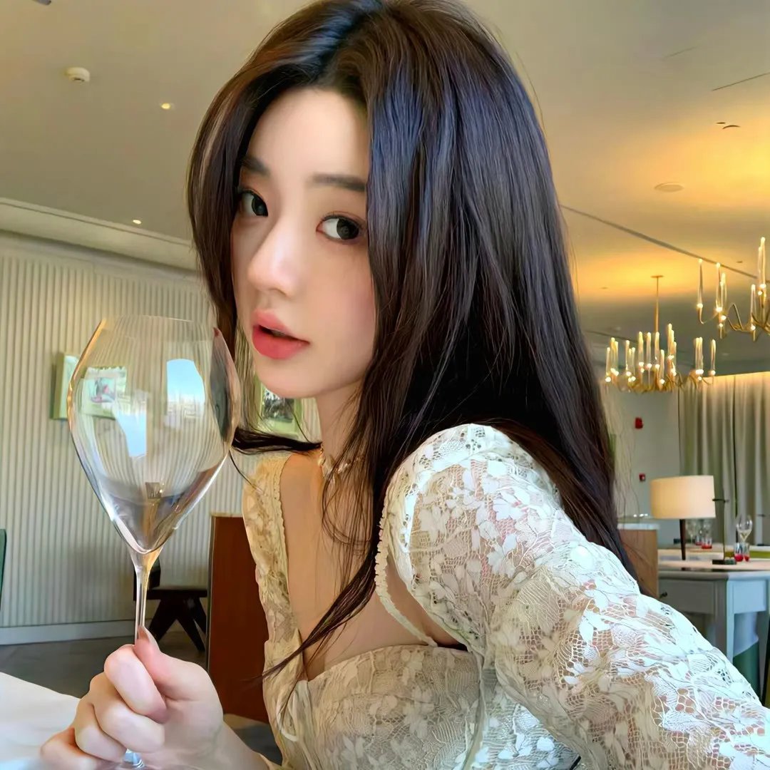 三块广告牌