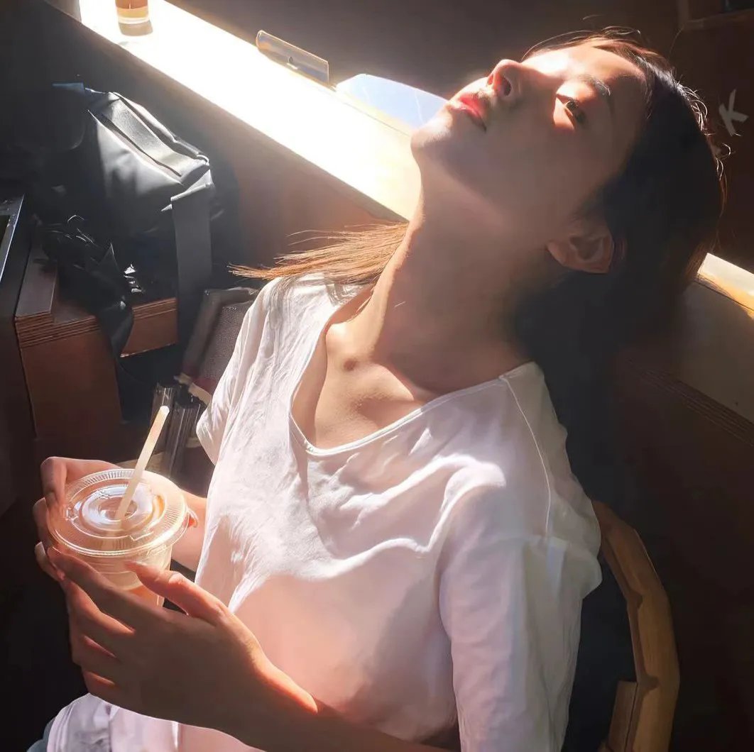 羞答答的铁男